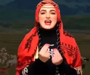 آواز معروفا؛ آهنگ وطنی که بازیگرای زن جمع شدن و دور هم با صلابت کامل خوندن