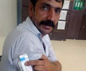 ویدیو واکسن زدن یحیی استکی راننده تاکسی چنارود