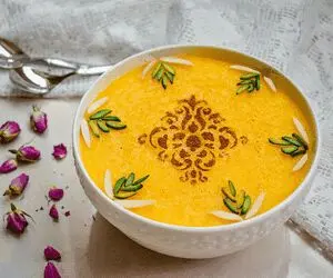 غذای مخصوص رمضان؛ شله زرد دسر محبوب روزه دار هاست که همه جورش خوشمزس چه سرد چه گرم