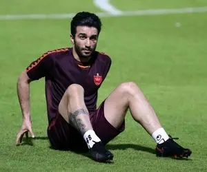 ستاره پرسپولیس دربی اسفند ماه را از دست داد!