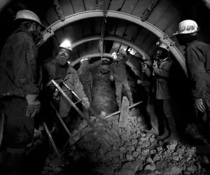 بند جدید ارتقای ایمنی معادن زغال سنگ در لایحه بودجه ۱۴۰۴، جان کارگران را نجات می‌دهد؟