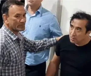 مشاجره شدید خداداد عزیزی با هوادار خیبر بعد شکست تراکتور+ ویدیو