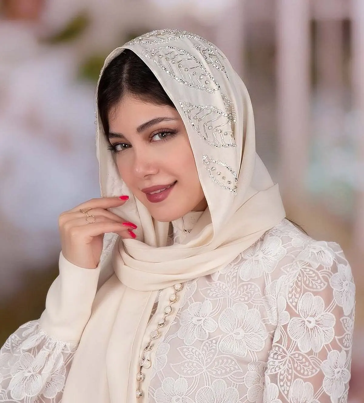 مانتو کرم