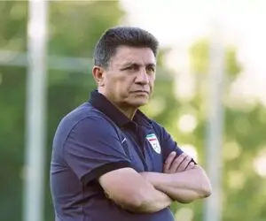 قلعه‌نویی: سرعت بالای بازی تراکتور - پرسپولیس را دیدم؛ لیگ را هر روز زیر نظر داریم