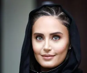 پوشش عجیب الناز شاکردوست در یک صبح اردیبهشتی