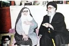 سفر به ایام قدیم سال 1360؛ آیت الله خامنه ای در کنار مادرشان خدیجه میردامادی 