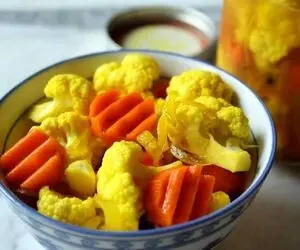 آشپزی حرفه ای؛ طرز تهیه ترشی هفت بیجار + نکات مهم درباره ادویه ها و سبزیش