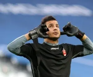 واکنش استقلالی ها به حرکت حامد لک در دیدار پرسپولیس و ذوب‌آهن