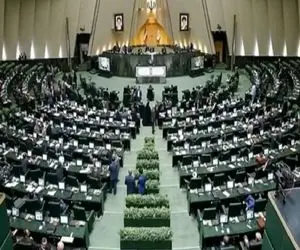 درخواست دو فعال سیاسی اصولگرا و اصلاح طلب برای احیای نظام پارلمانی