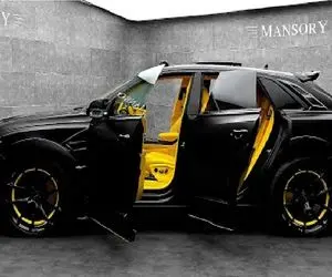 دنیای خودروسازی؛ آئودی RS Q8 ۲۰۲۵ – هیولای V8 مانسوری که جاده‌ها را می‌لرزاند!