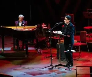 آواز همایونی؛ همایون شجریان با روحانی تو کنسرتش بوی بهار خوند سالن همه کیف کردن