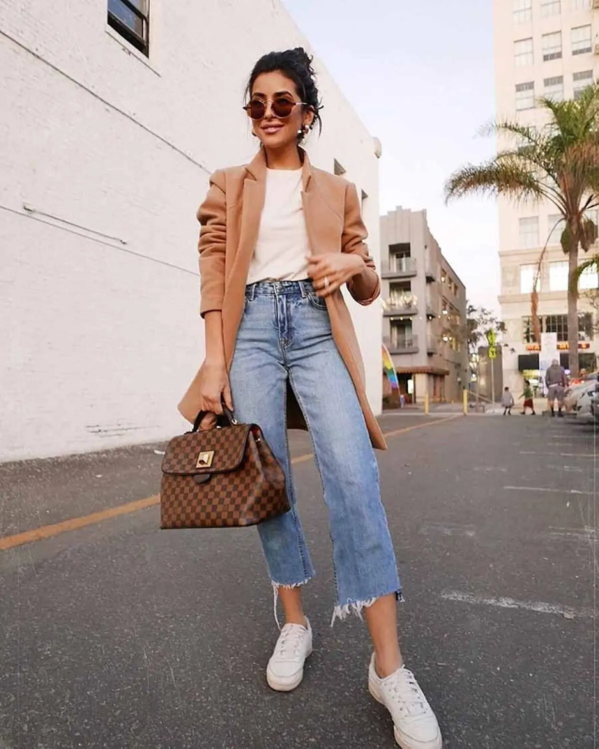 Cropped-Fray-Wide-Leg-Denim-_-Jeans-and-Sneaker-Look-_-Menswear-Inspired-Jacket-Style-_-Casual-Chic-Outfit-Style