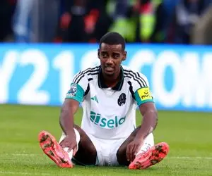 جنگ بارسلونا و آرسنال بر سر ستاره کلاغ ها