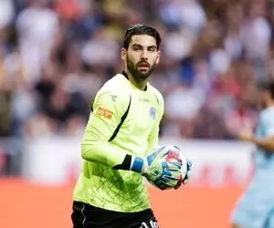 گلر بوسنیایی استقلال دریغ از یک دقیقه بازی اما یه دنیا حواشی