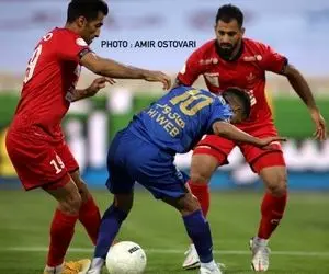 صحنه‌ای که عکاس‌ها دیدند، اما اکبریان نه