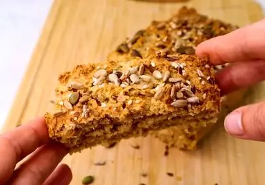 آموزش آشپزی؛ مخلوط بلغور جو با ماست میشه این نون جو