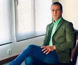 حمله دوباره علی کریمی به فدراسیون فوتبال