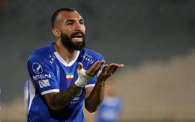 (عکس) تصویر نگران کننده از کاپیتان استقلال!