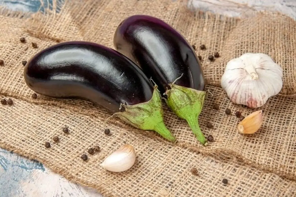 چطور-در-هنگام-خرید-بادمجان-شیرین-را-از-بادمجان-تلخ-تشخیص-دهیم؟-2