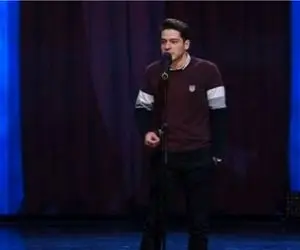 سکانس خندان/ این دیگه استندآپ نبود کامل همه رو منفجر کرد /علیخانی اشکش از خنده درومد