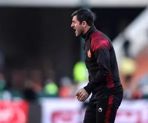 ویدیو؛ برخورد تند کریم باقری با بازیکن معترض پرسپولیس!