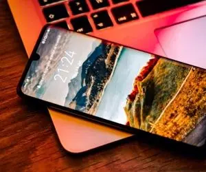 معرفی 7 تلفن همراه که به‌ هیچ ‌عنوان ارزش خرید ندارند