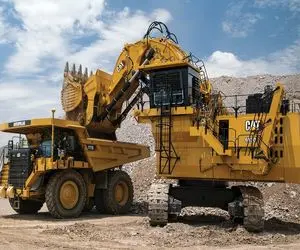 ابزارآلات غول پیکر؛ کاترپیلاری که با تراشیدن مستمر سنگ به آن روح می‌بخشد