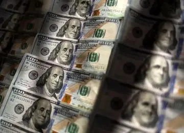 قیمت دلار امروز سه شنبه 7 بهمن 1404؛ دلار افسار گسیخته شد