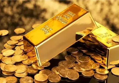 پیش‌بینی قیمت طلا و سکه دوشنبه ۱ دی ۱۴۰۴؛ چشمان طلا به دلار دوخته است