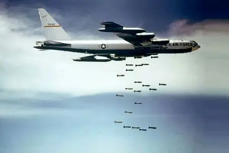 ادوات معاند؛ بمباران فرش وحشیانه‌ترین نوع بمباران که کل منطقه را با بمب فرش می‌کند!