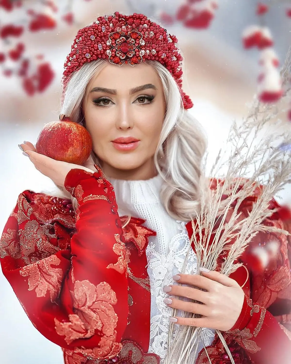 zohrefakour_1639814315