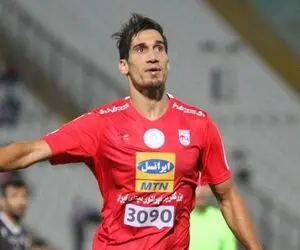 (عکس) کُری خوانی عجیب فرزاد حاتمی برای پرسپولیسی‌ها