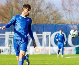 چرا قرارداد یک ستاره با استقلال نهایی نمی شود؟!