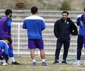 راهکار جذاب مجیدی برای تقویت دفاع استقلال! 