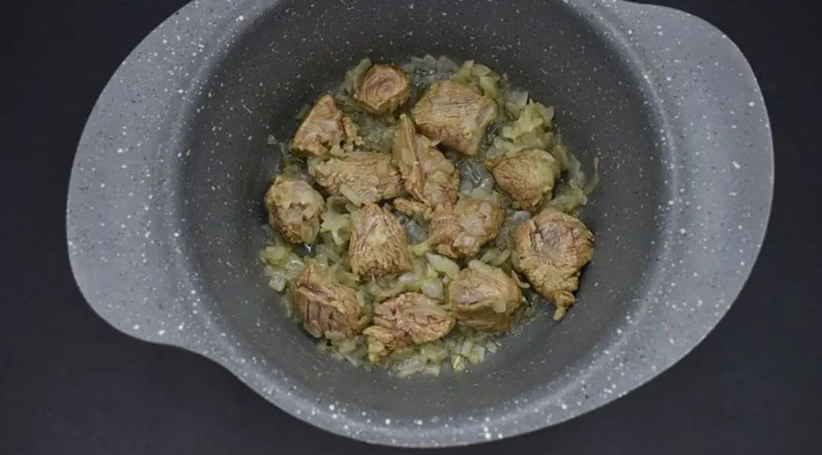 تفت دادن گوشت