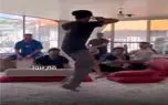 آواز شاد؛ پسرا ویلاشون بند موزیک آواره راه انداختن یکی یجور رقصید انگار آتش تو جونشه آواز شاد؛ پسرا ویلاشون بند موزیک آواره راه انداختن یکی یجور رقصید انگار آتش تو جونشه