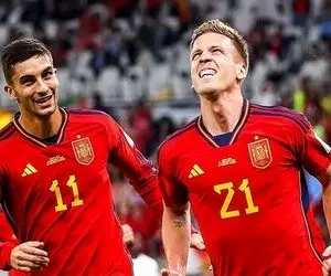 اسپانیا با حذف میزبان به نیمه‌ نهایی یورو رسید 