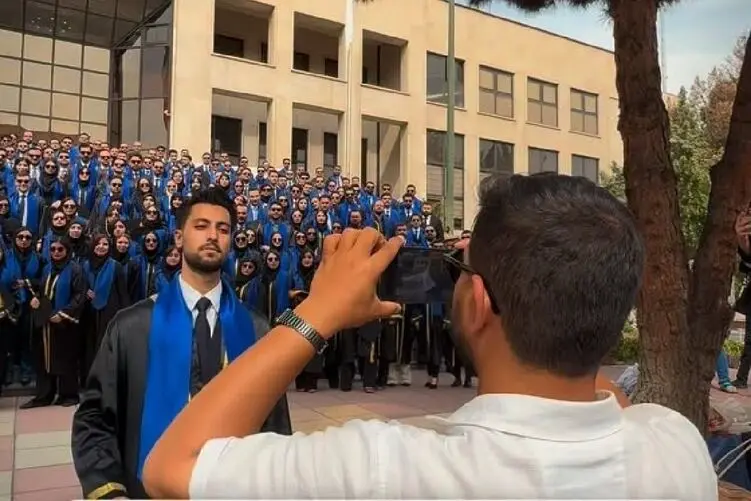 آواز جدید؛ بزرگ ترین جشن فارغ التحصیلی پزشکی ایران