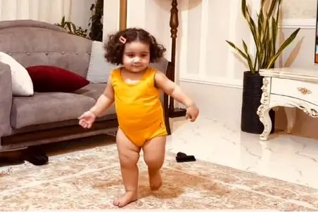 آواز محلی؛ آذربایجان قیزلری با نیم سانت قد رقص آذری میره یاشاسین