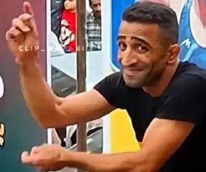 آواز محلی؛ ملت مثل مور و ملخ ریختن برای استقبال رحمان عموزاد فقط رقص برادر دوقلوش