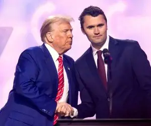 چارلی کرک کیست و چرا ترور شد؟