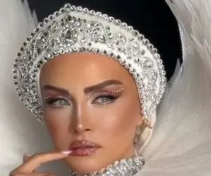 آواز معروفا؛ لباس عروس و میکاپ پرمعنا حدیث فولادوند زیر آواز ایران