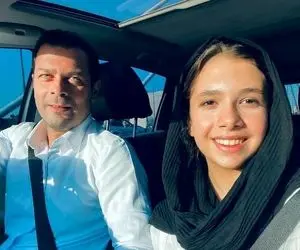 آواز احساسی؛ نفس بازغی و با پژمان بازغی تو ماشین لاکچریشون با شور و ذوق آهنگ میخونن