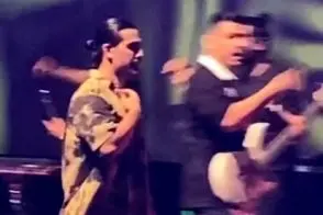 آواز شاد؛ مجید رضوی رقص کنان وارد کنسرت شد و بندری لرزون رفت خدایی خیلی کیوته