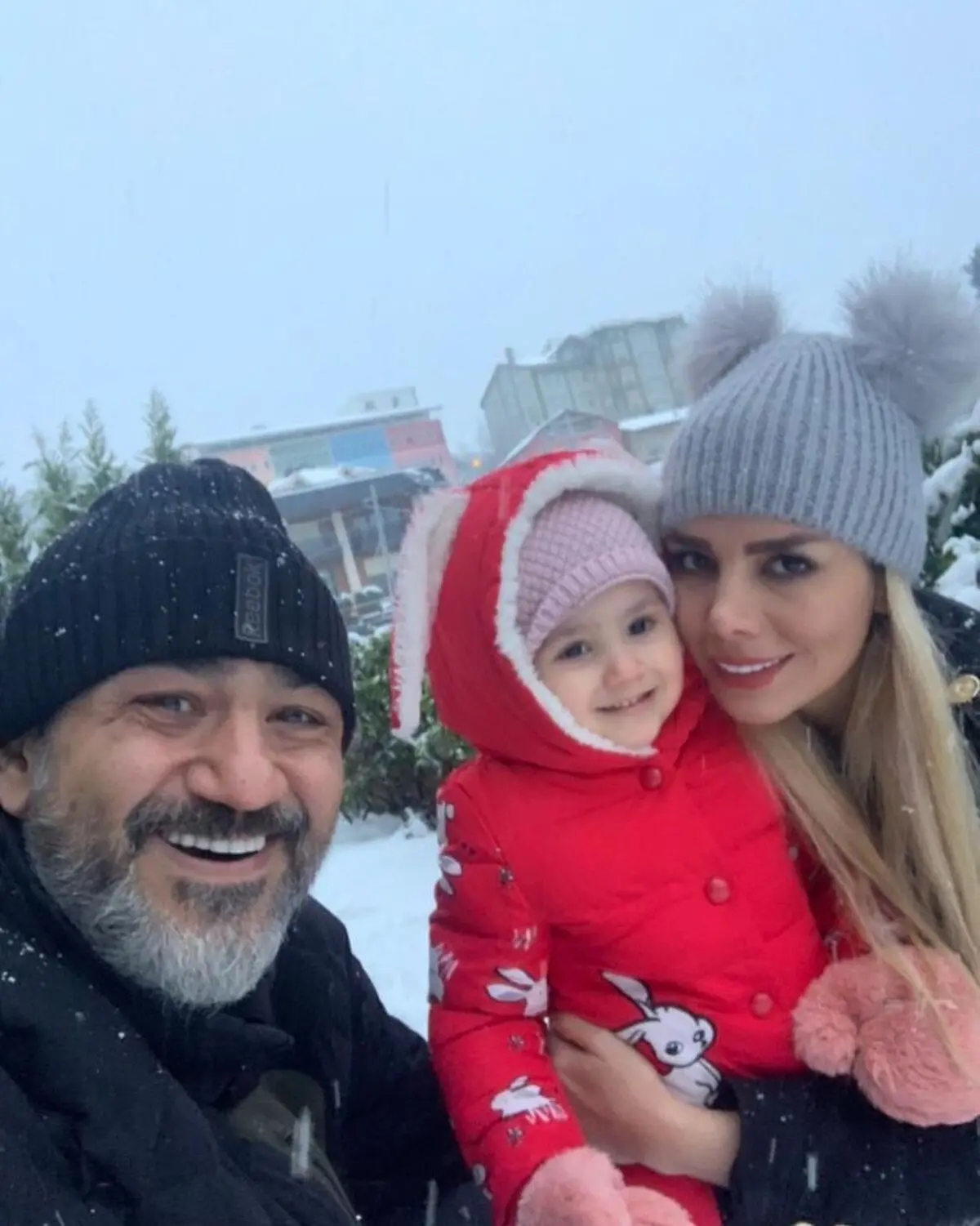 arezoo_ghafourian_1613319445_1