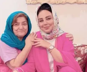 استوری دلنشین و صورتی بهنوش بختیاری با مادرش