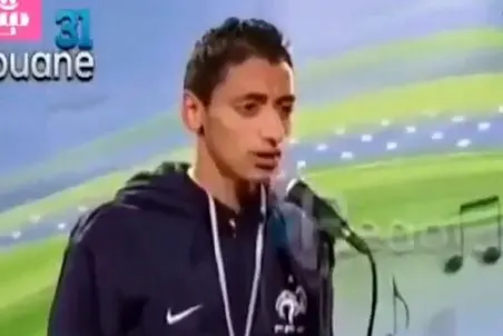 آواز شادانه؛ کلیپ کامل خوانندگی پسری که یه عمر ملتو تو اینستا به قهقه میندازه