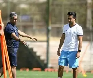 (عکس) آقای کمک سرپرست در سمت جدیدش در استقلال