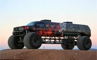 دنیای ماشین سازی/تبدیل شدن ماین ساده به هیولای غول پیکر/عجایب فناوری در خودروسازی