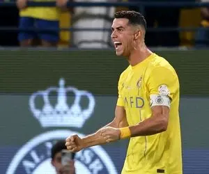 حراج تختی که کریستیانو رونالدو روی آن خوابیده بود!